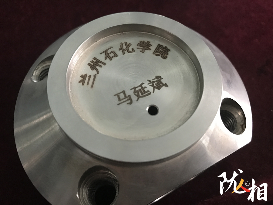 说明: http://www.gscn.com.cn/pic/003/001/333/00300133324_3d8e4580.jpg