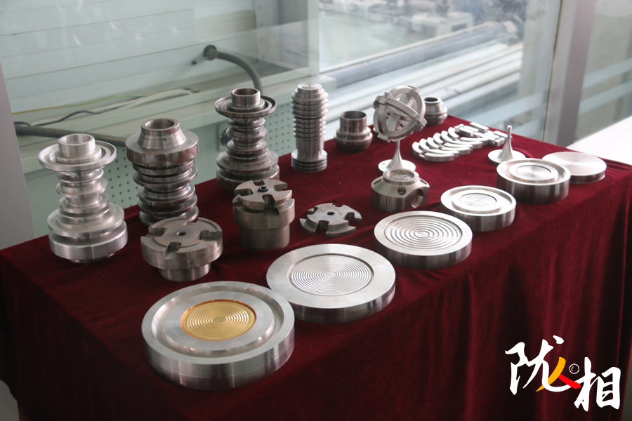 说明: http://www.gscn.com.cn/pic/003/001/333/00300133328_a51d33b3.jpg